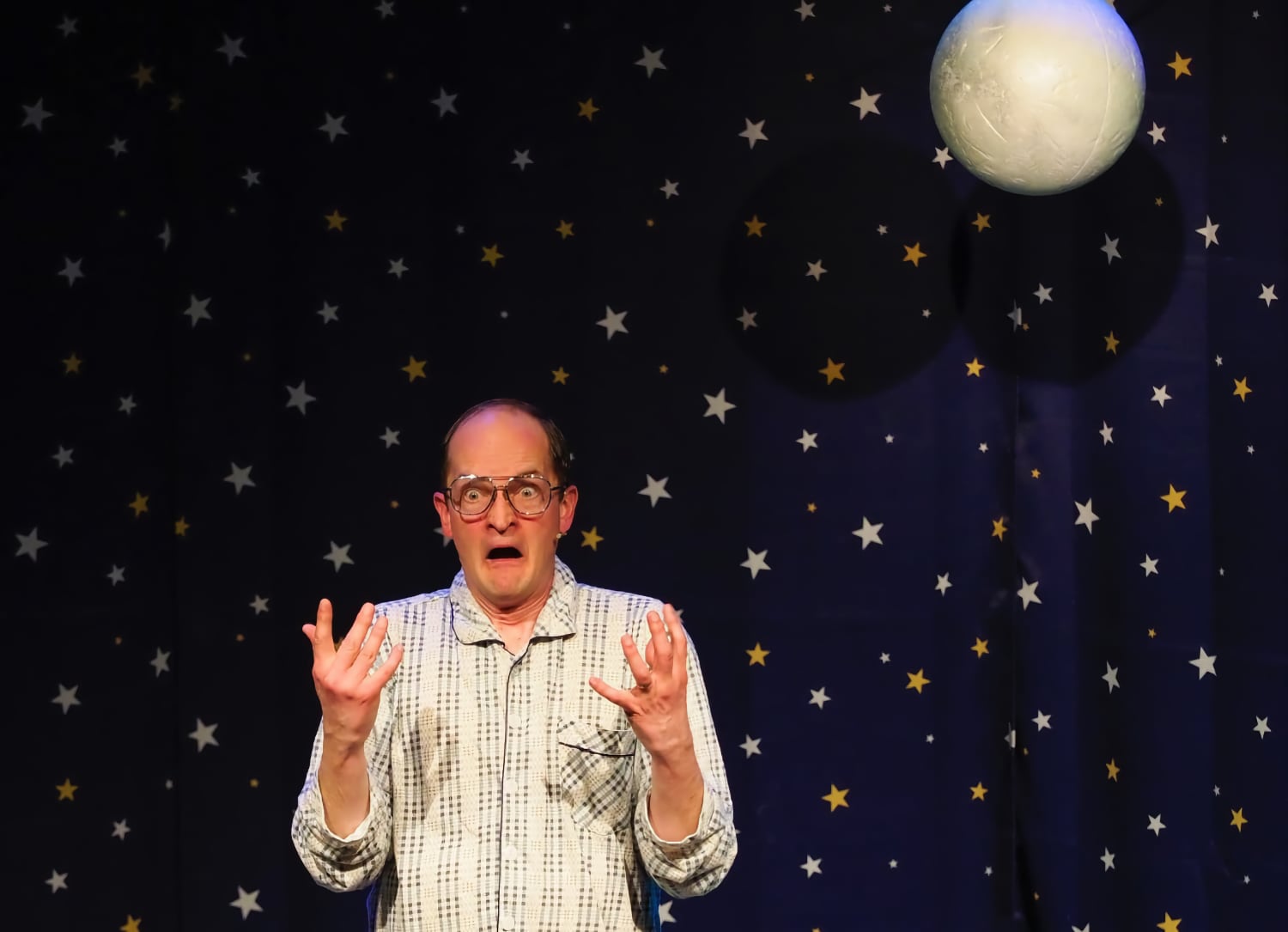 Meneer B. vliegt naar de maan